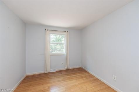 6182 Stafford Drive North Olmsted OH 44070