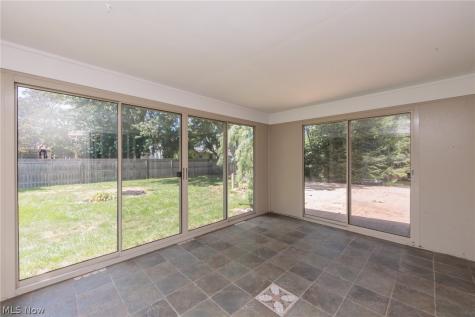 6182 Stafford Drive North Olmsted OH 44070
