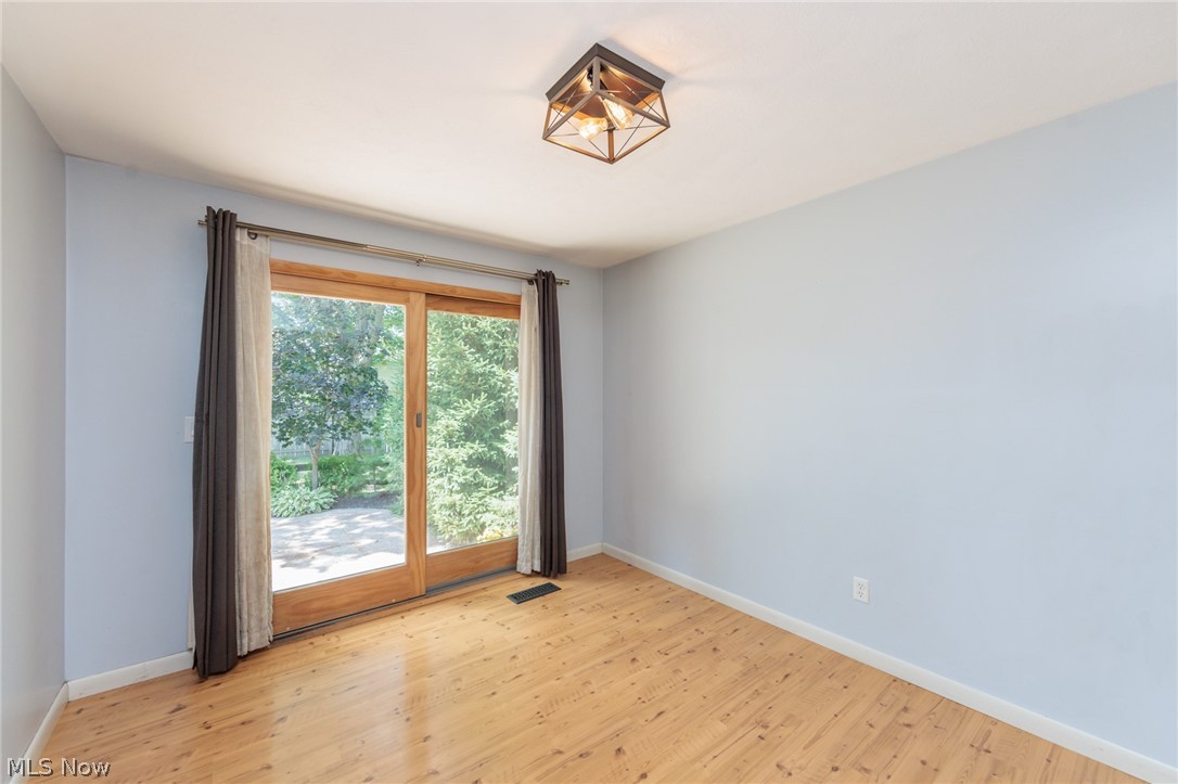 6182 Stafford Drive North Olmsted OH 44070
