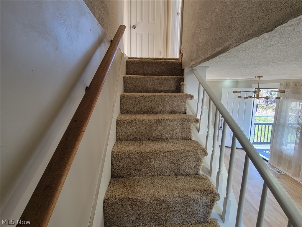 12621 Hirst Avenue Cleveland OH 44135