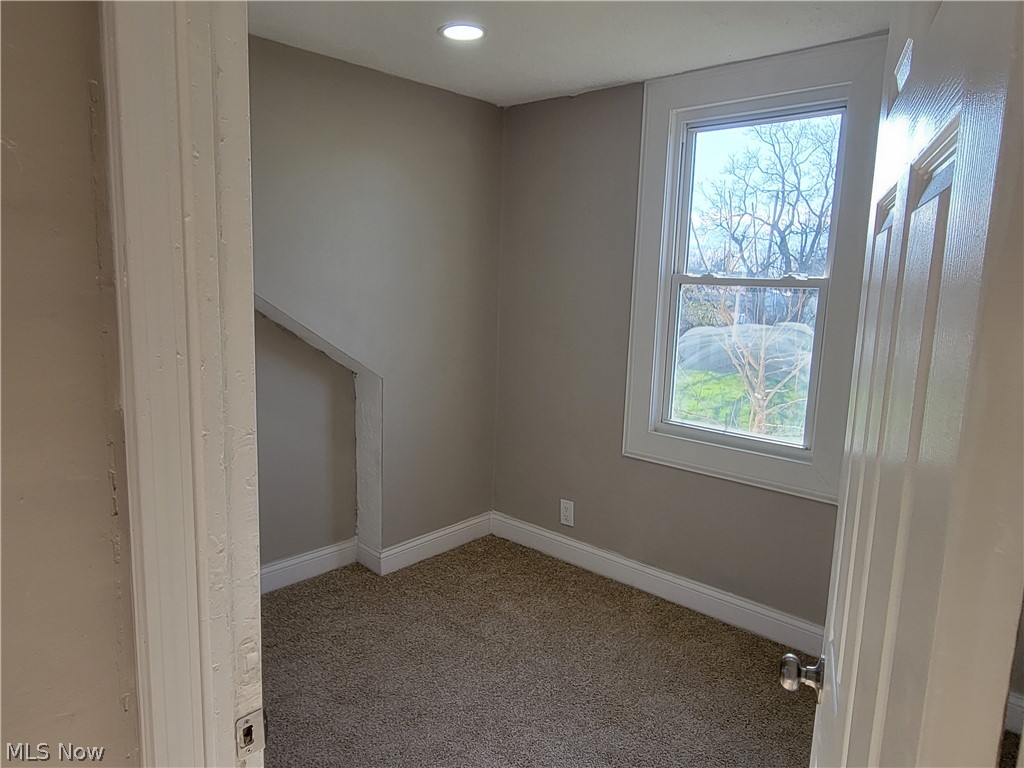 12621 Hirst Avenue Cleveland OH 44135