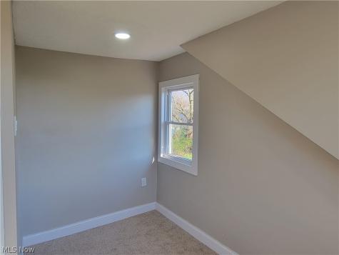 12621 Hirst Avenue Cleveland OH 44135