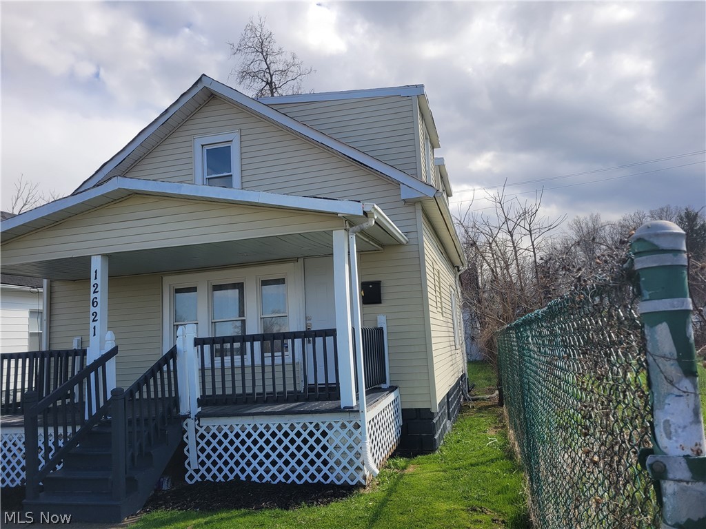 12621 Hirst Avenue Cleveland OH 44135
