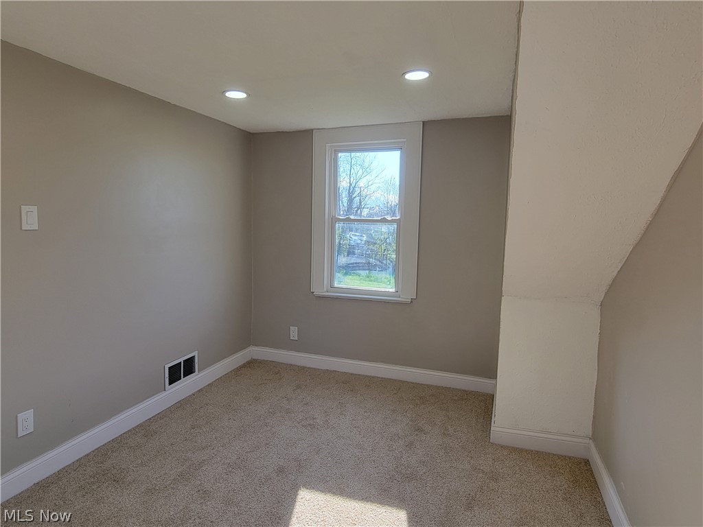 12621 Hirst Avenue Cleveland OH 44135