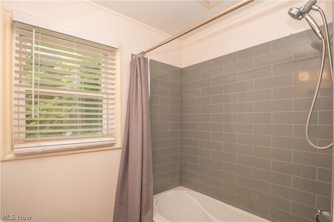 158 Miles Avenue NW Canton OH 44708