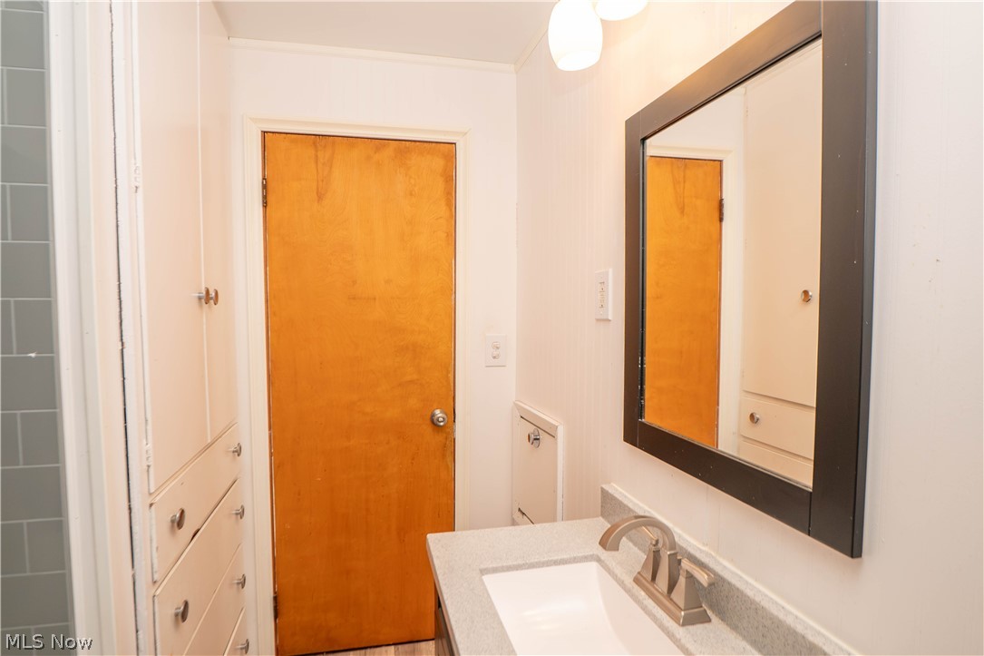 158 Miles Avenue NW Canton OH 44708