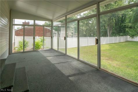 158 Miles Avenue NW Canton OH 44708