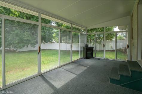 158 Miles Avenue NW Canton OH 44708