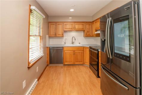 158 Miles Avenue NW Canton OH 44708