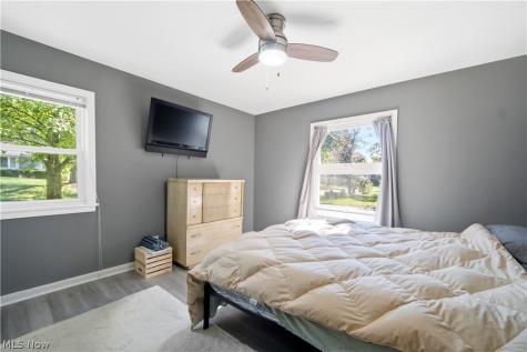1929 Stabler Road Akron OH 44313