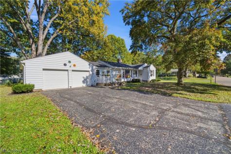 1929 Stabler Road Akron OH 44313