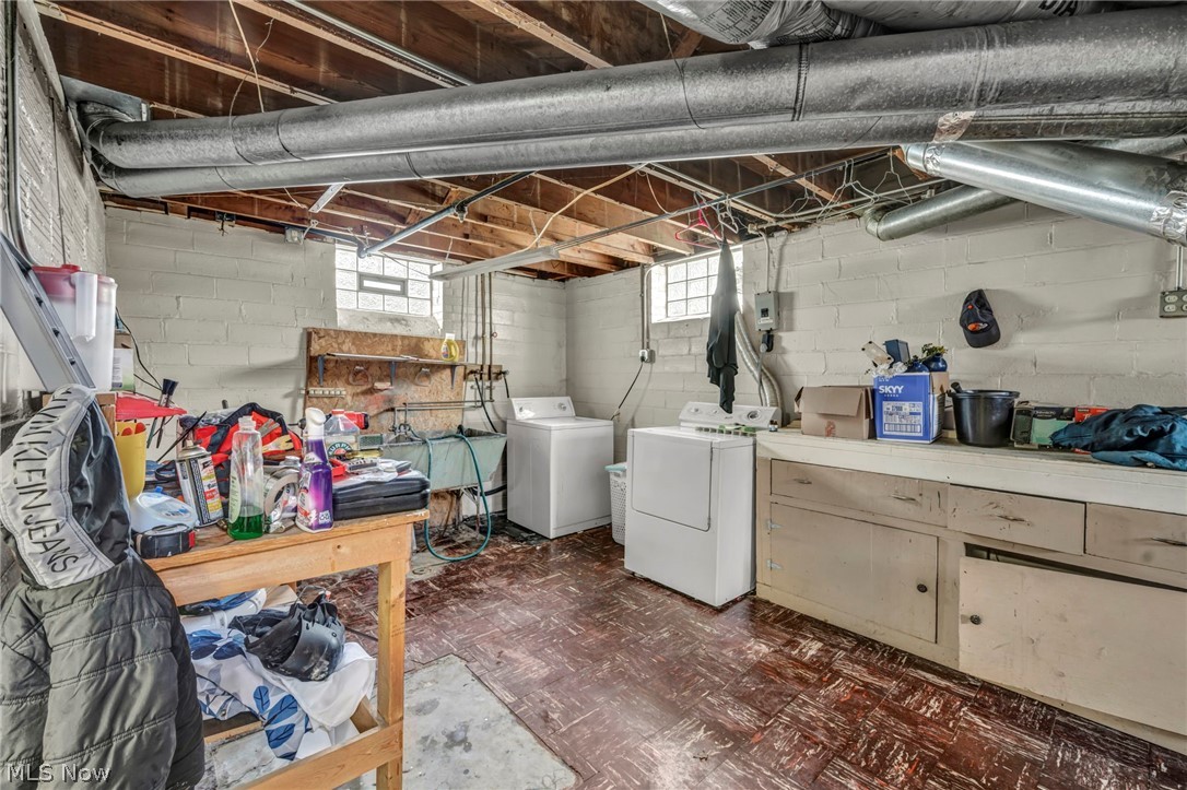 1403 Tuxedo Avenue Parma OH 44134