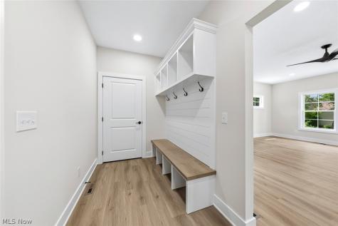 362 Oakmoor Avenue Bay Village OH 44140