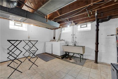 2313 Lorimer Road Cleveland OH 44134