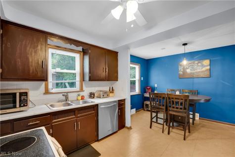 2313 Lorimer Road Cleveland OH 44134