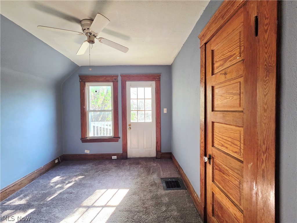 2125 W 81st Street Cleveland OH 44102