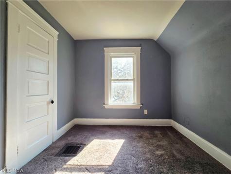 2125 W 81st Street Cleveland OH 44102