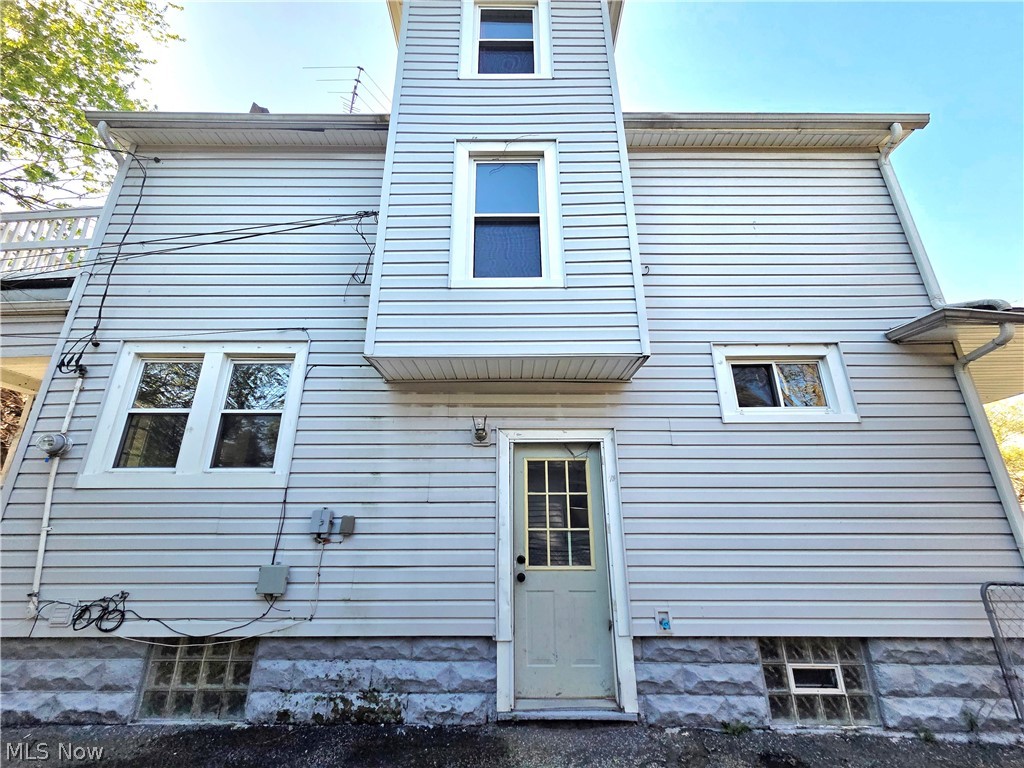 2125 W 81st Street Cleveland OH 44102