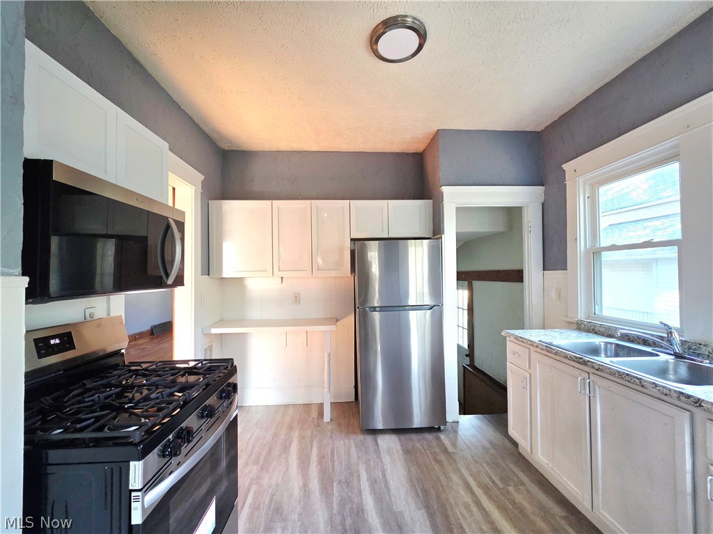 2125 W 81st Street Cleveland OH 44102