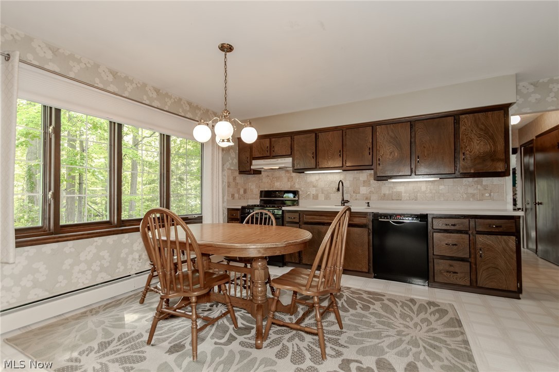 12181 W Shiloh Drive Chesterland OH 44026