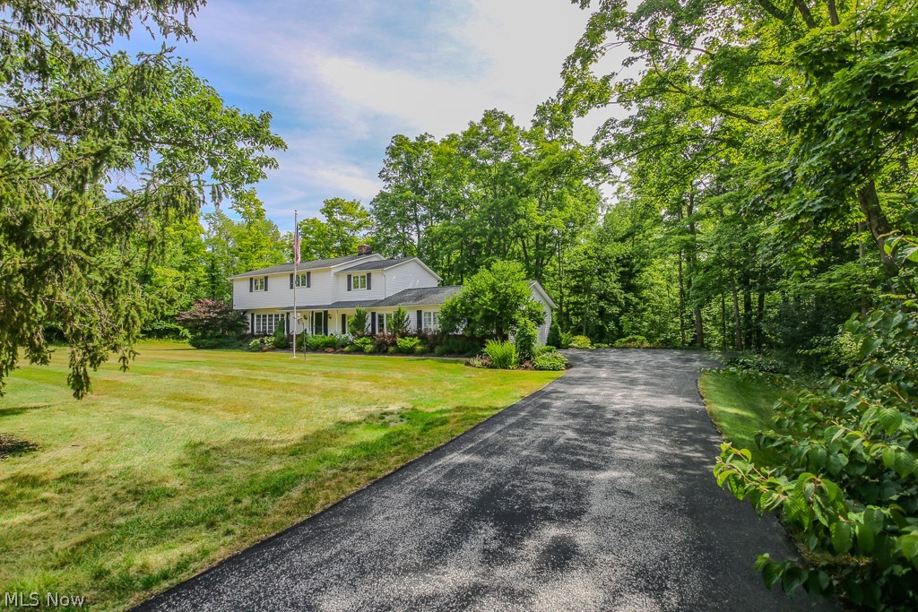 12181 W Shiloh Drive Chesterland OH 44026