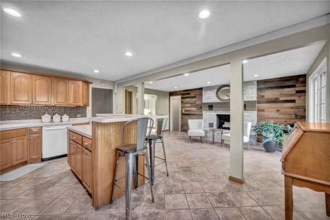 41650 Butternut Ridge Road Elyria OH 44035