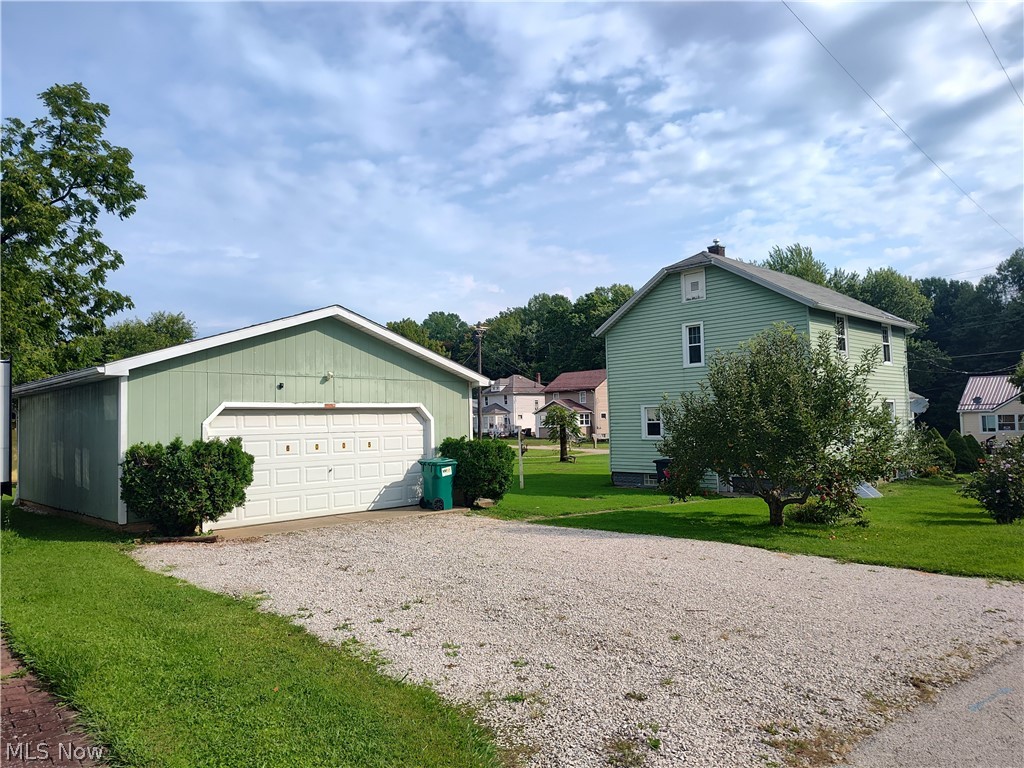 6005 Hillcrest Avenue Ashtabula OH 44004
