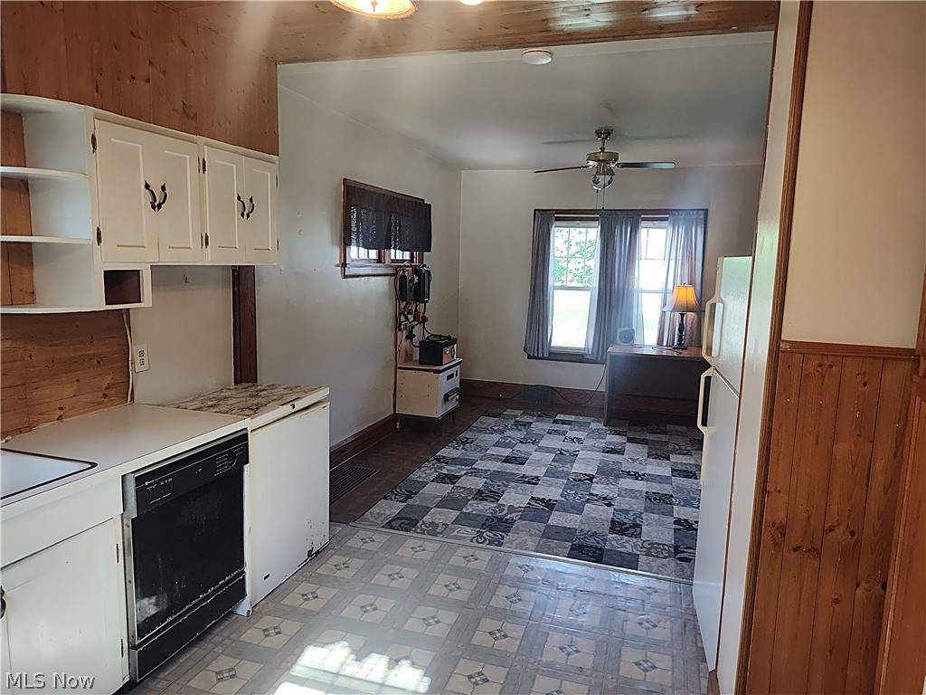 6005 Hillcrest Avenue Ashtabula OH 44004