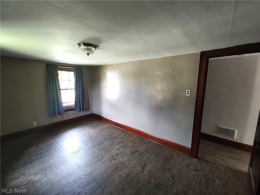 6005 Hillcrest Avenue Ashtabula OH 44004