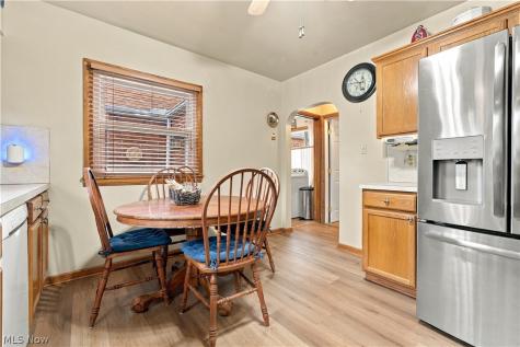 878 Witner Avenue Akron OH 44314