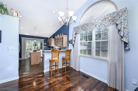 923 Elizabeth Court Cuyahoga Falls OH 44221