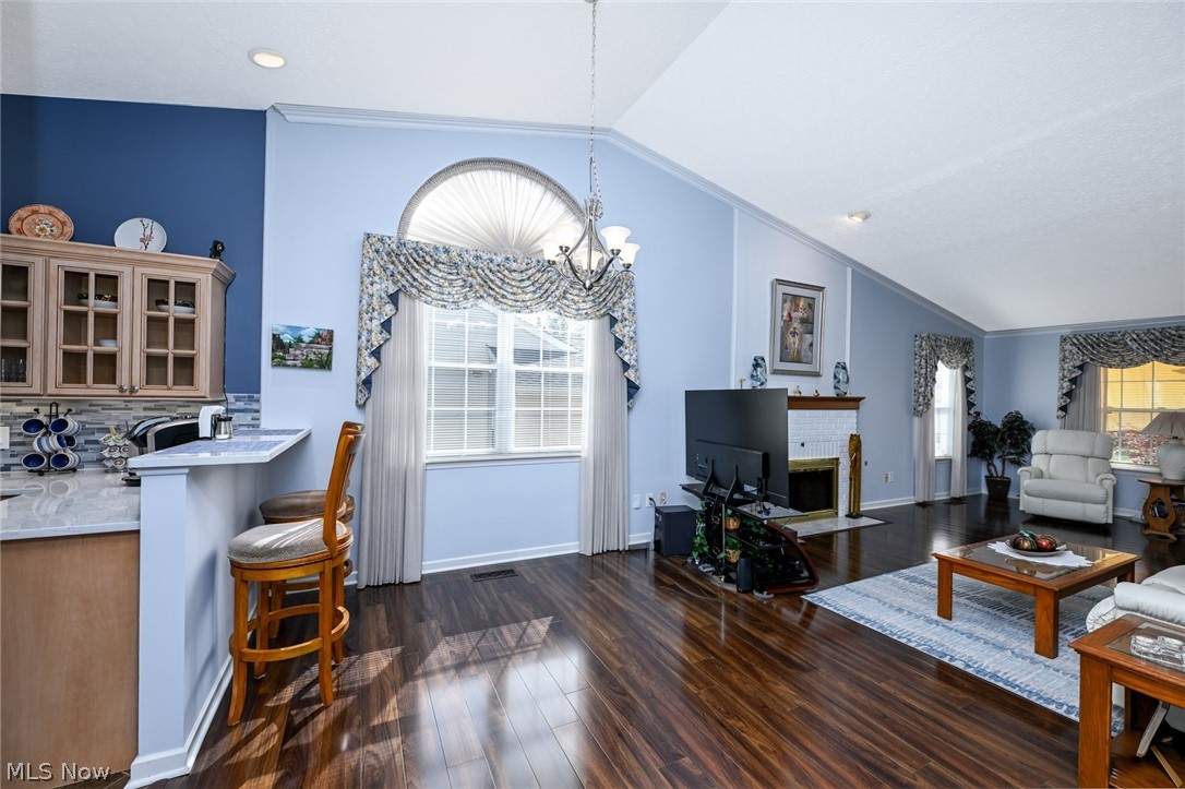 923 Elizabeth Court Cuyahoga Falls OH 44221
