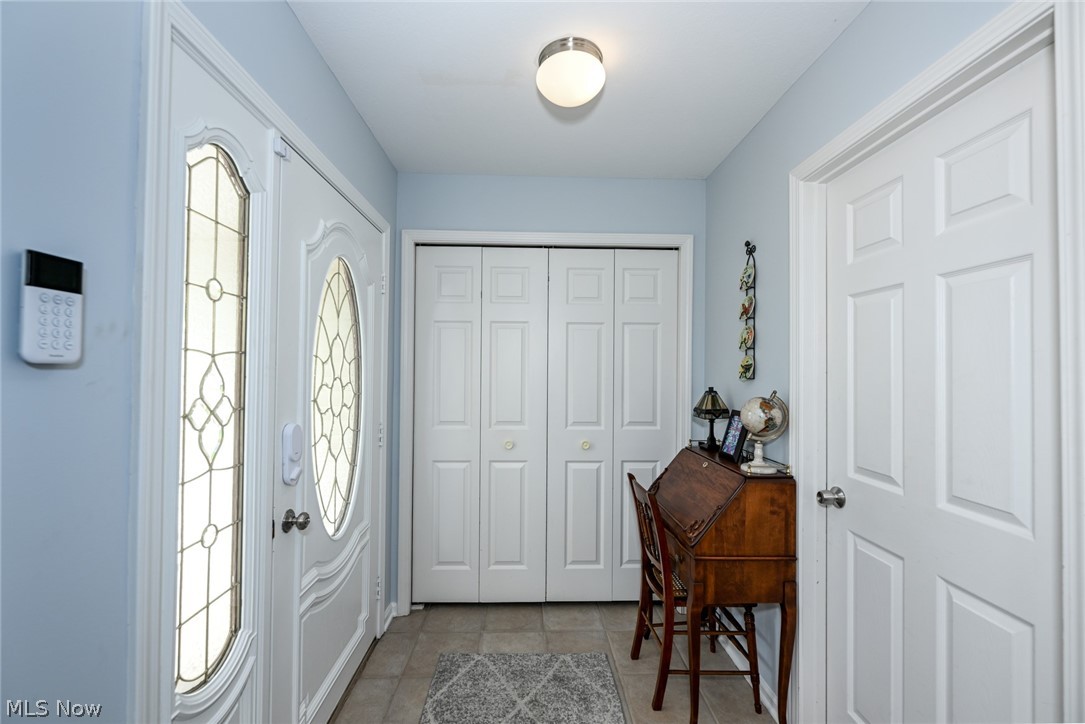 923 Elizabeth Court Cuyahoga Falls OH 44221