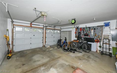923 Elizabeth Court Cuyahoga Falls OH 44221