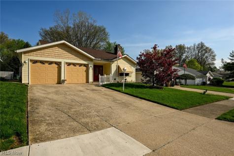 923 Elizabeth Court Cuyahoga Falls OH 44221