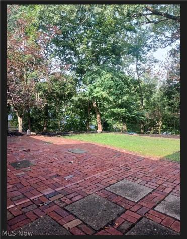 132 Hillcrest Drive Marietta OH 45750