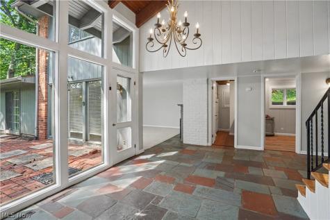 132 Hillcrest Drive Marietta OH 45750