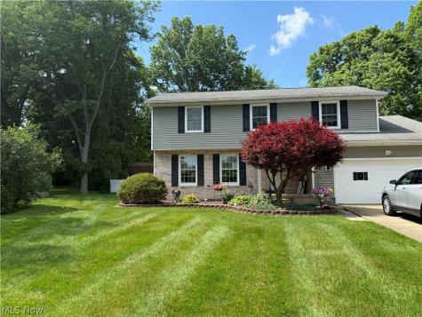 1495 Fredrickburg Drive Youngstown OH 44412