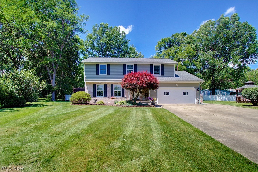 1495 Fredrickburg Drive Youngstown OH 44512