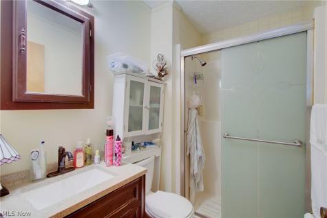1495 Fredrickburg Drive Youngstown OH 44412