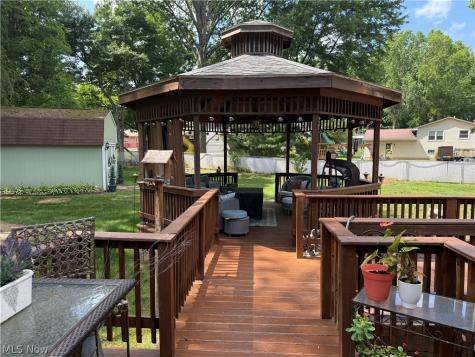 1495 Fredrickburg Drive Youngstown OH 44412