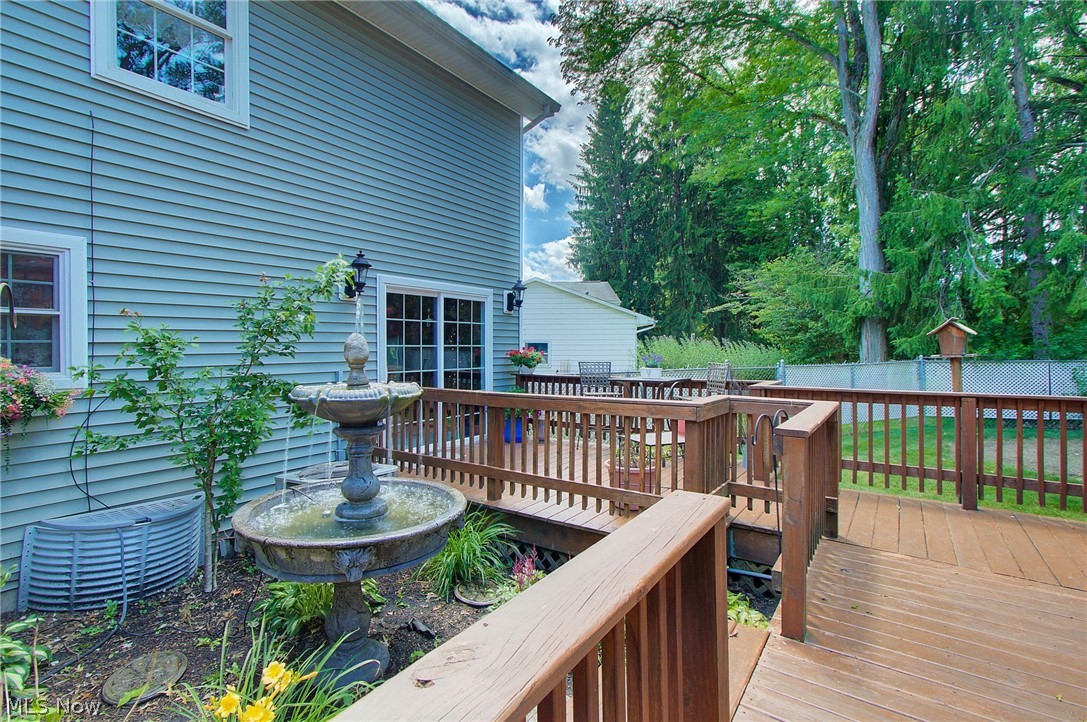 1495 Fredrickburg Drive Youngstown OH 44412