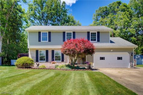 1495 Fredrickburg Drive Youngstown OH 44412