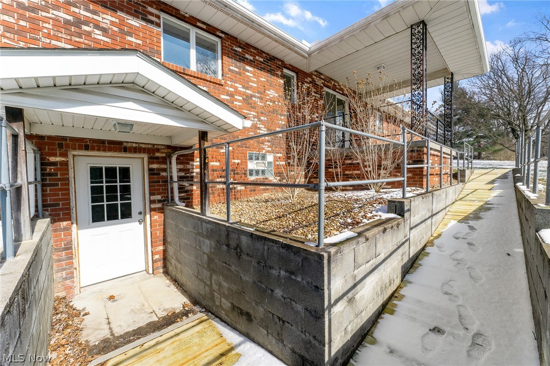 49075 Maple Lane East Liverpool OH 43920