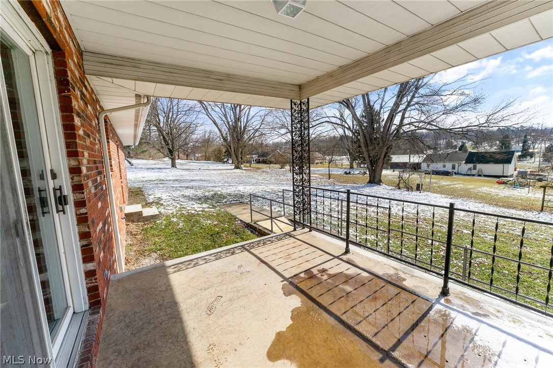 49075 Maple Lane East Liverpool OH 43920