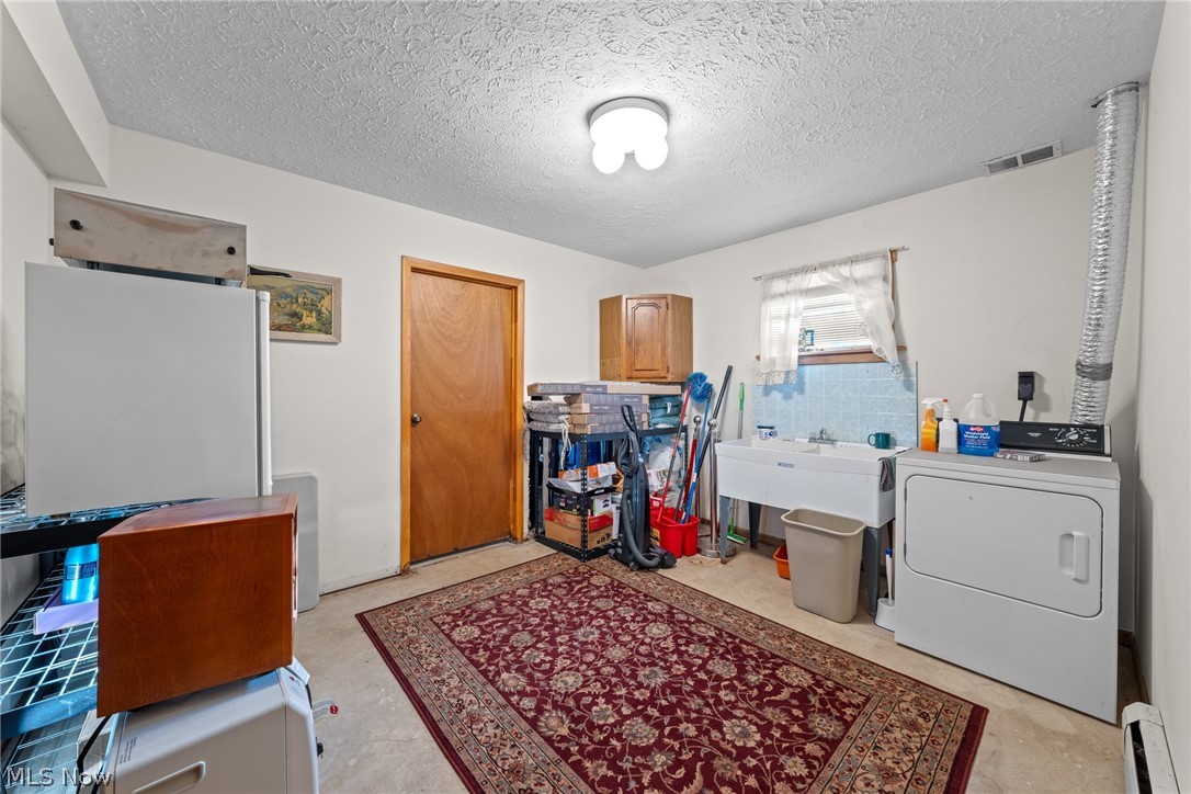 1841 Barnum Road Geneva OH 44041