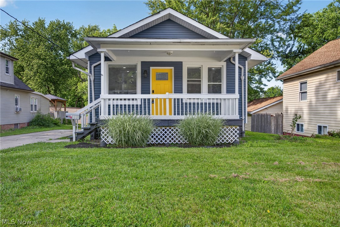 3226 W Ridgewood Drive Parma OH 44134