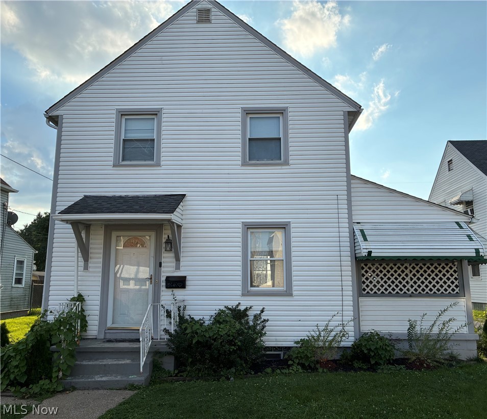1395 Roslyn Avenue SW Canton OH 44710