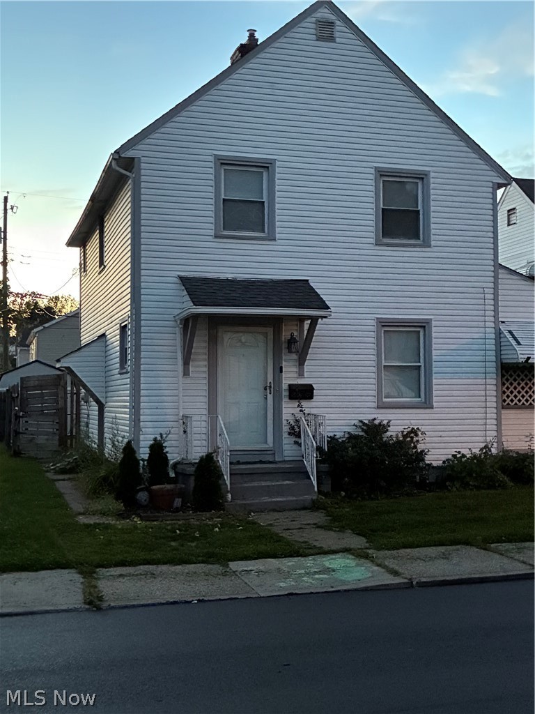 1395 Roslyn Avenue SW Canton OH 44710