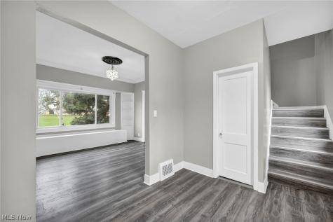 5012 Russell Avenue Parma OH 44134